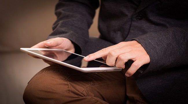 Dindarlık, internet bağımlılığını nasıl etkiliyor?